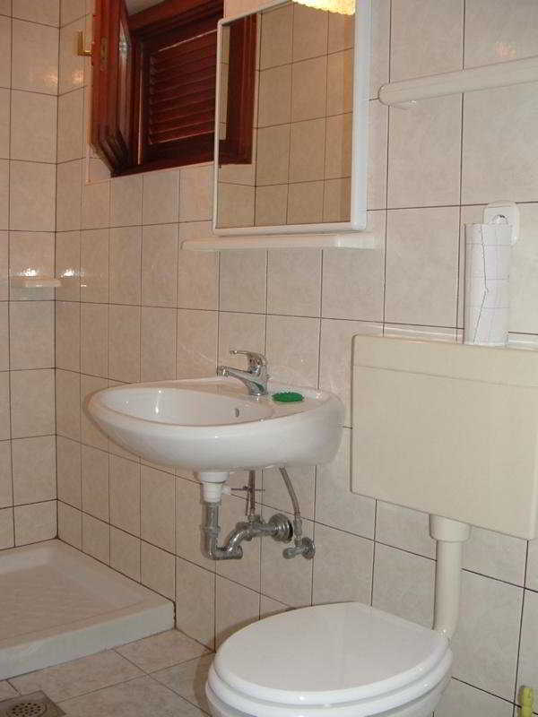 Zdjelar Aparthotel โปเรช ภายนอก รูปภาพ